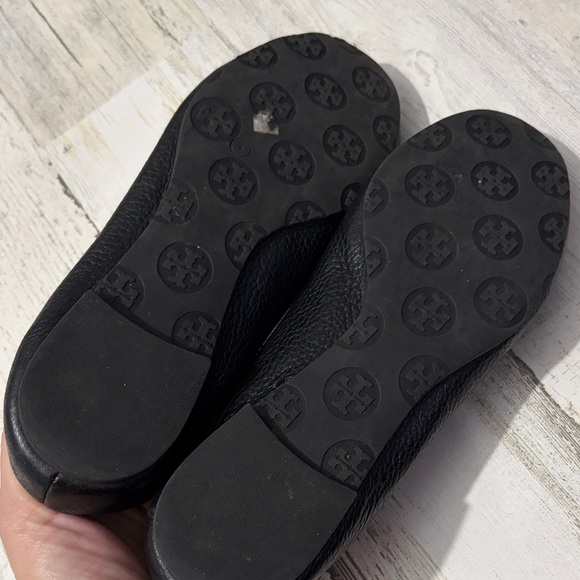 Tory Burch Mini Ballet Black Textured Flats Size 5 - Picture 10 of 14